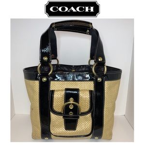 💕COACH PATENT LEATHER BLACK STRAW TOTE💕